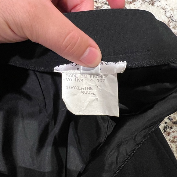 Yves Saint Laurent black skirt - Picture 4 of 7